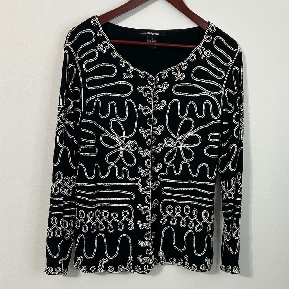 Once Again Black & White Embroidered Loops Button-Up – Size L